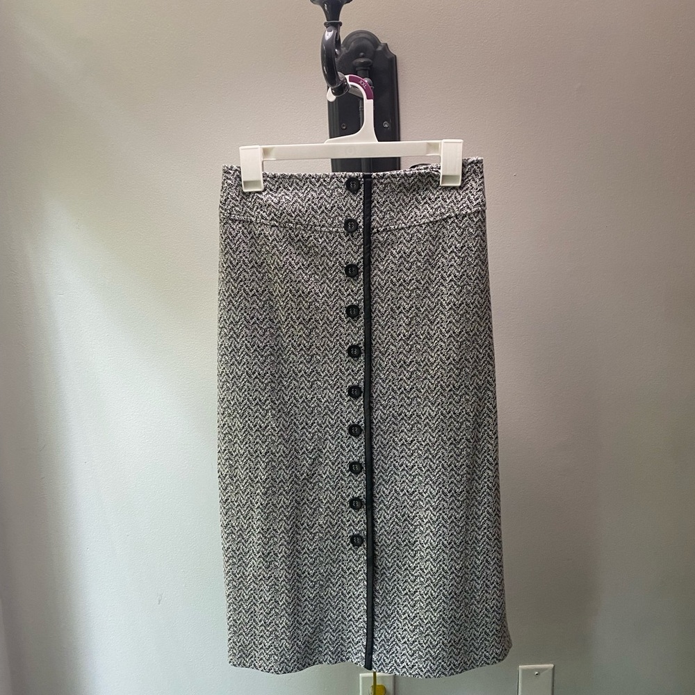 Chancellor, black and grey pencil skirt, 18